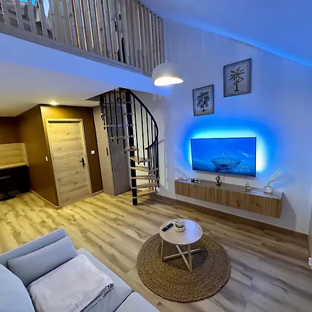 Le Loft Cappuccino Apartment *